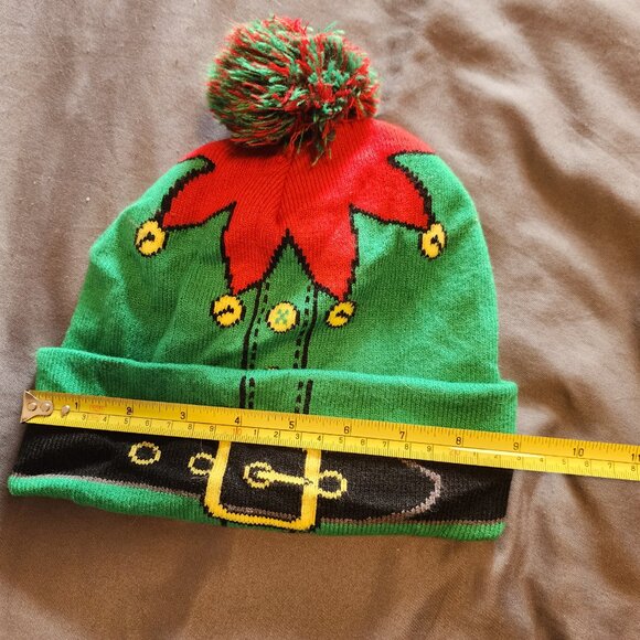 Holiday elf tuque - Picture 2 of 3